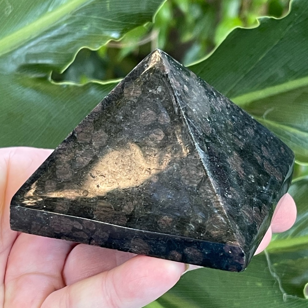 Genuine black tourmaline and Garnet pyramids